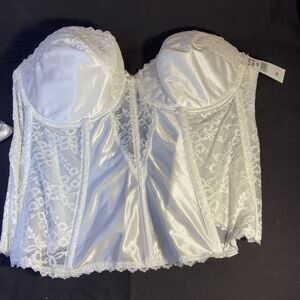 #6222 VA VIEN White Lace Bustier corset size 40D NOS